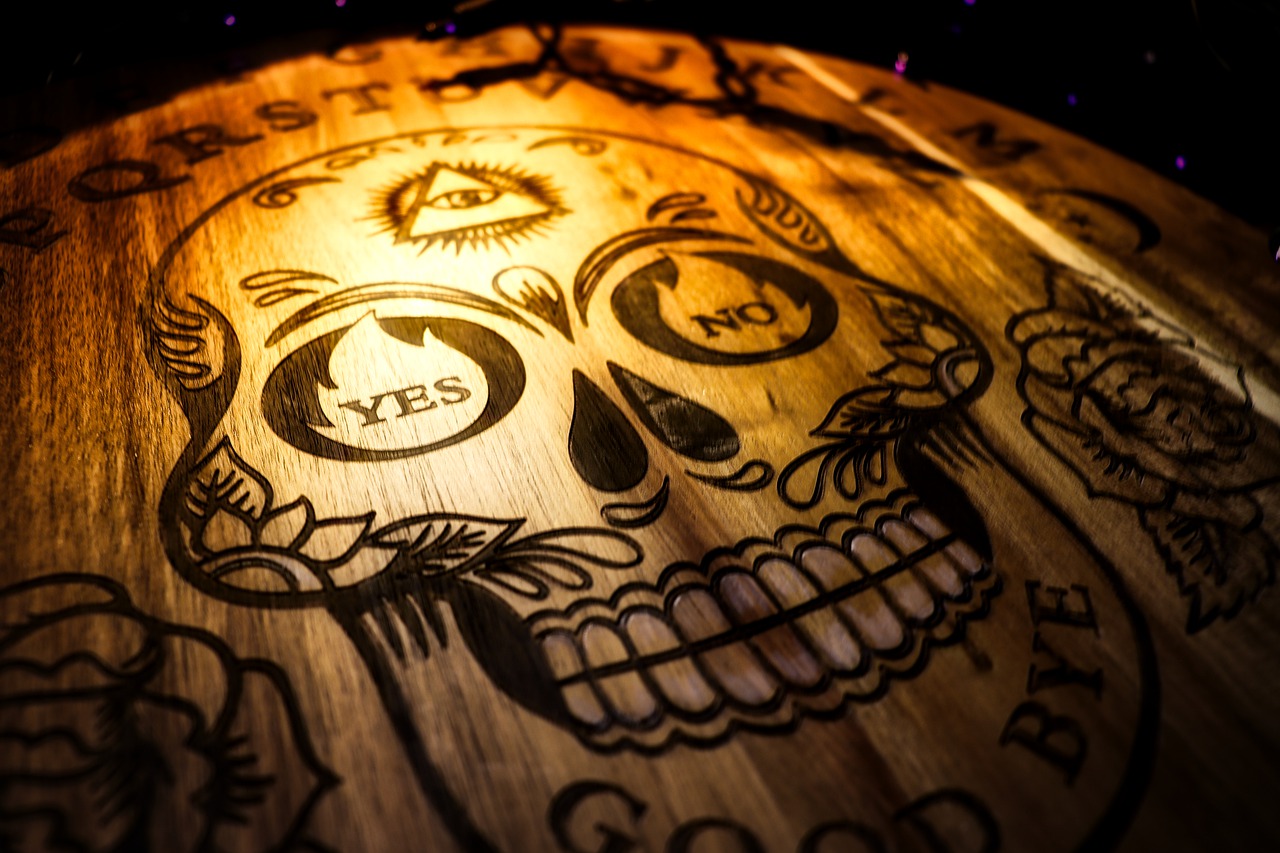 ¿Qué es el espiritismo y para qué sirve?